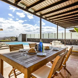 https://villa-22.in-canary-islands.com